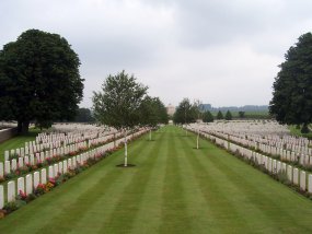 Cabaret Rouge CWGC