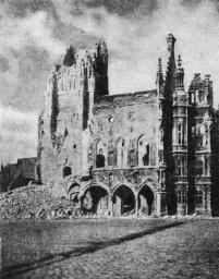 Hotel de Ville after German bombardment